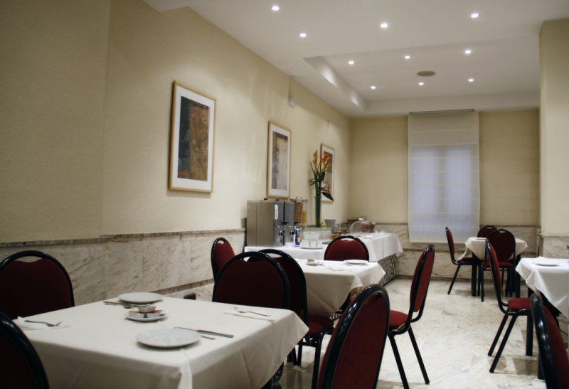 Yit Conquista De Toledo Hotel Restaurant photo